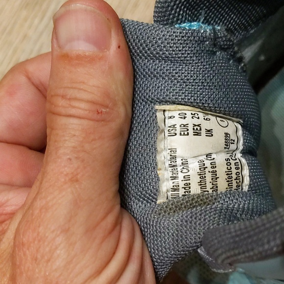 Champion women's athletic shoes size 8 - Picture 5 of 5